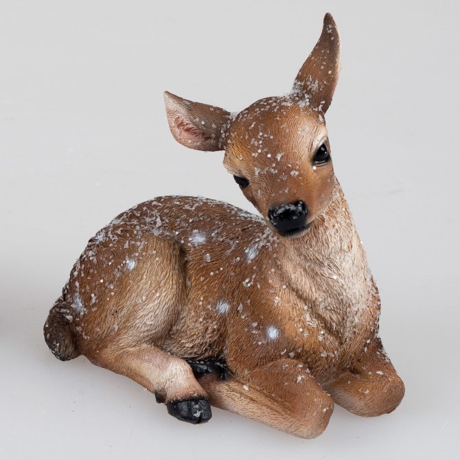 Reh liegend13cm Winterzeit