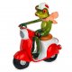 Frosch auf rotem Roller
